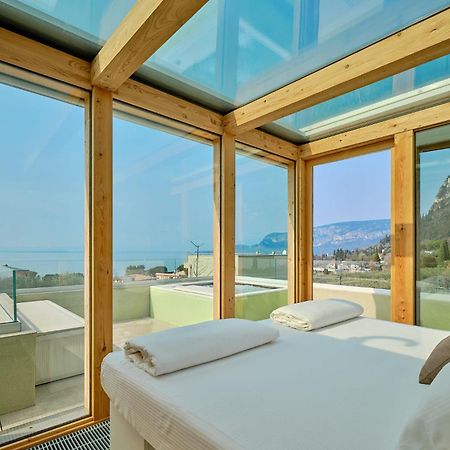 Villa Sunny Lake Suites Bardolino Dış mekan fotoğraf