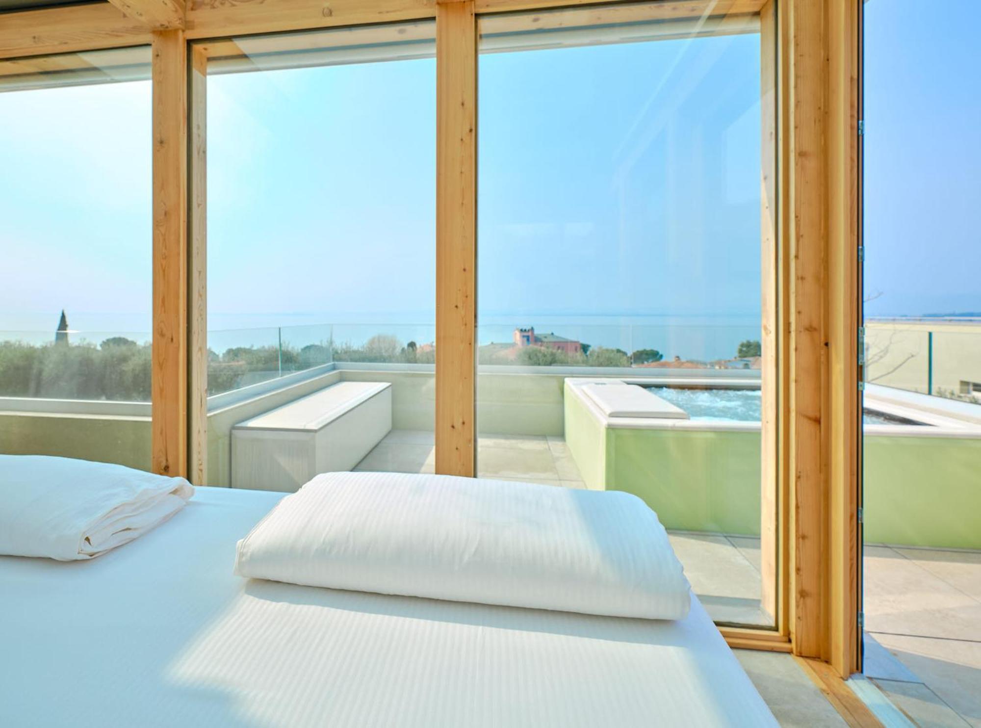 Villa Sunny Lake Suites Bardolino Dış mekan fotoğraf