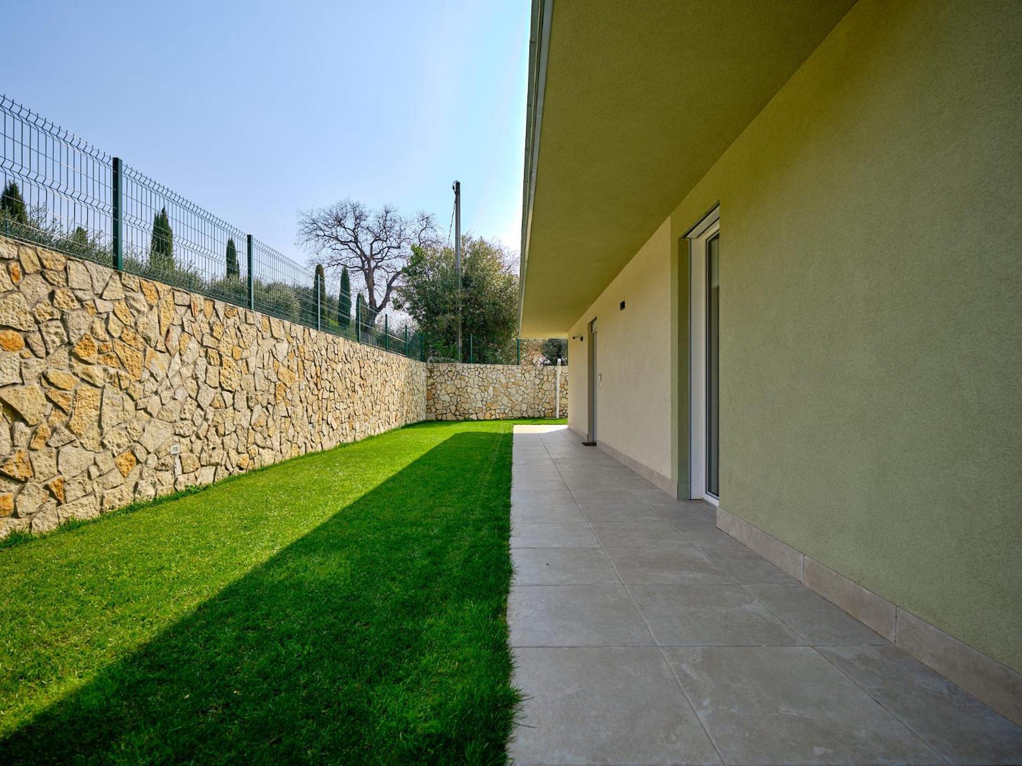 Villa Sunny Lake Suites Bardolino Dış mekan fotoğraf