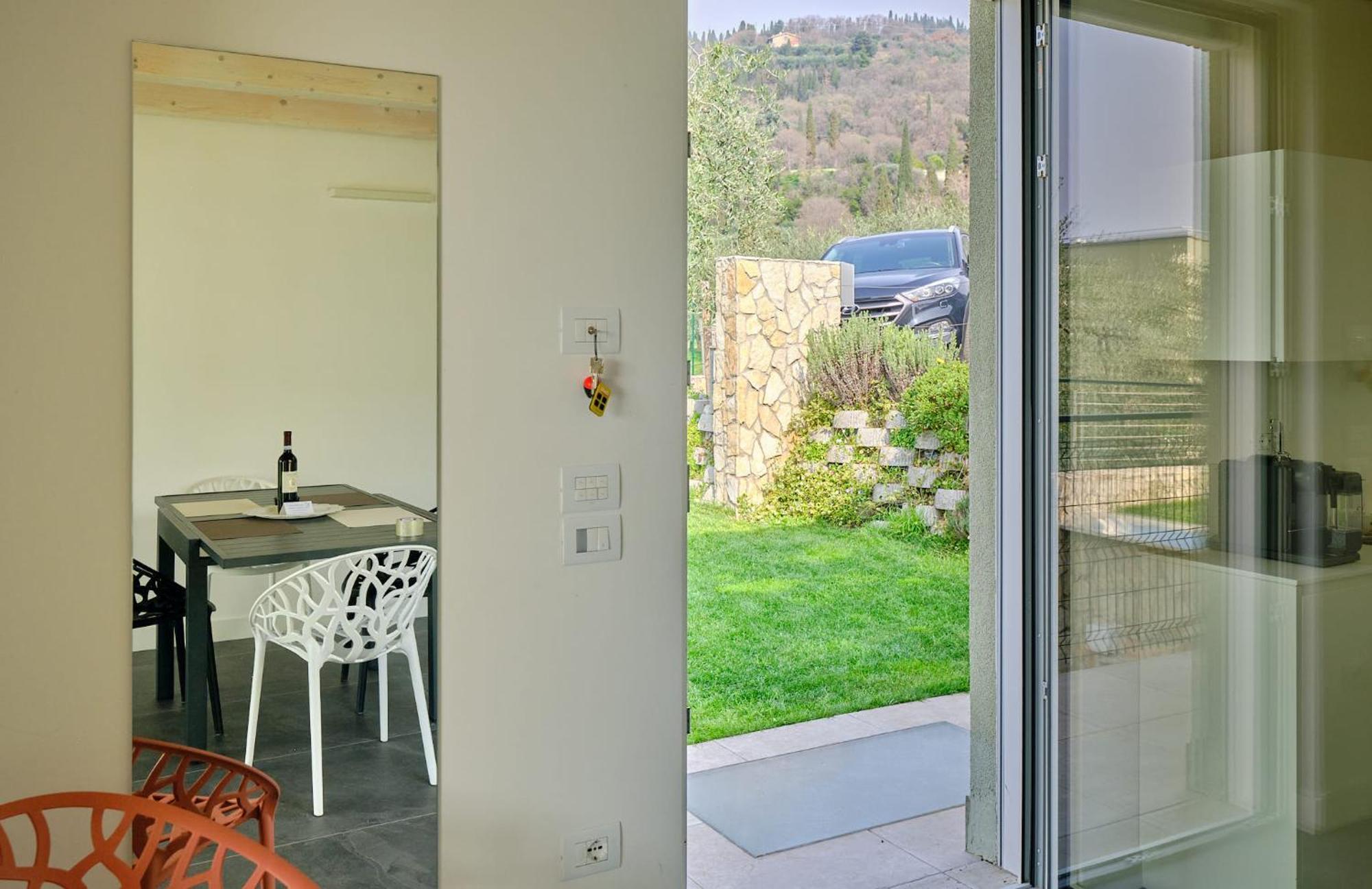 Villa Sunny Lake Suites Bardolino Dış mekan fotoğraf