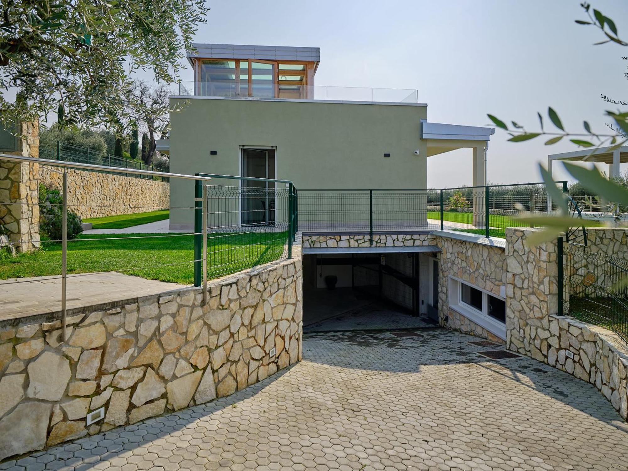 Villa Sunny Lake Suites Bardolino Dış mekan fotoğraf