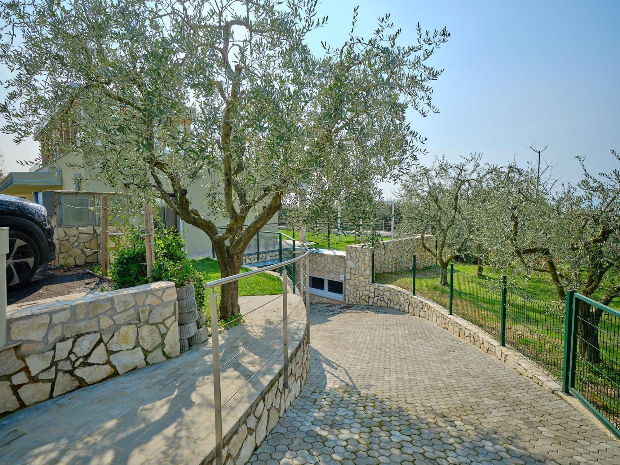 Villa Sunny Lake Suites Bardolino Dış mekan fotoğraf
